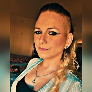 Meet your Posher, Neens